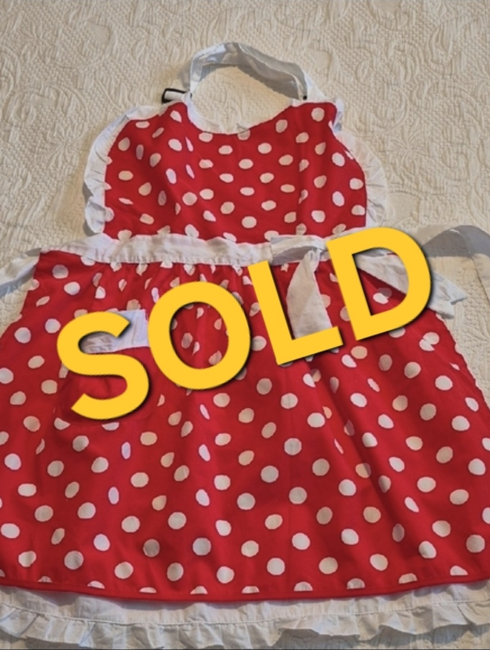 Disney Parks Minnie Mouse Kitchen Apron Brand New with Tags NWT one size